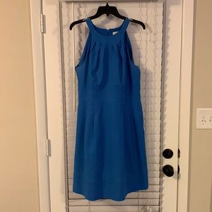 Grab before it’s gone! Beautiful blue halter dress from the Loft!!